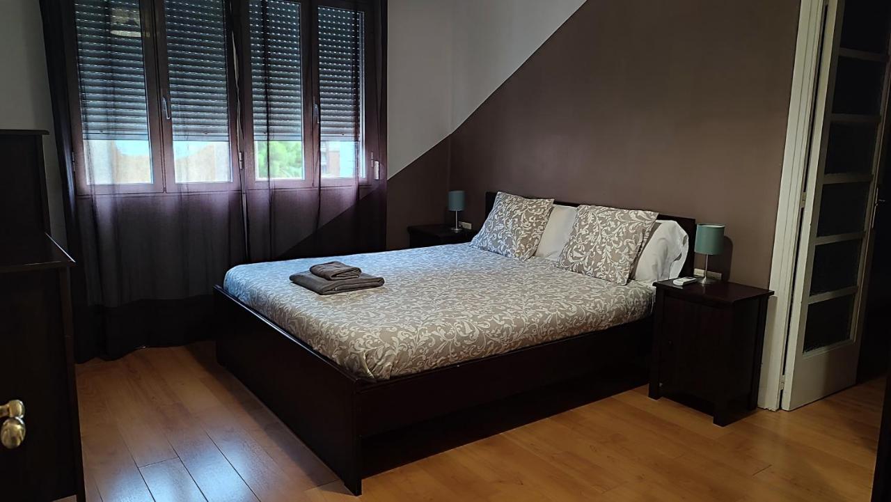 Apartamentos Turia Valensiya Dış mekan fotoğraf