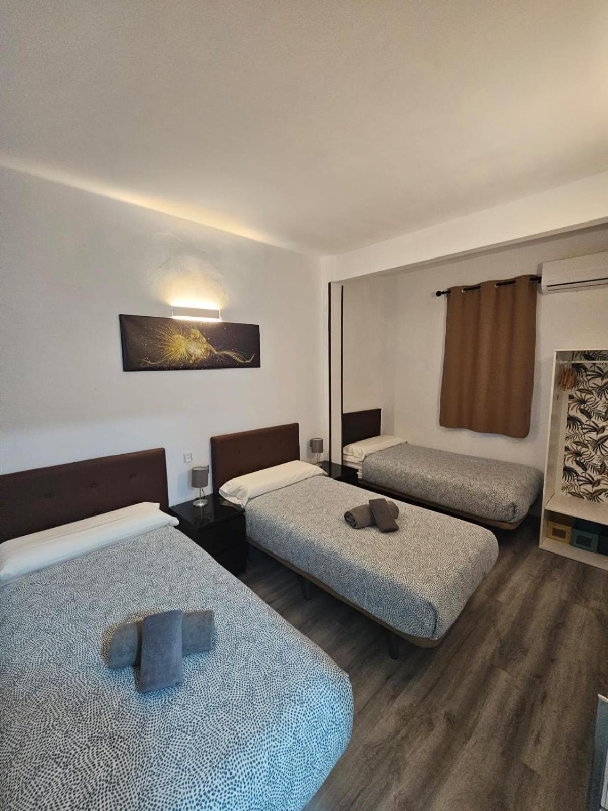 Apartamentos Turia Valensiya Dış mekan fotoğraf